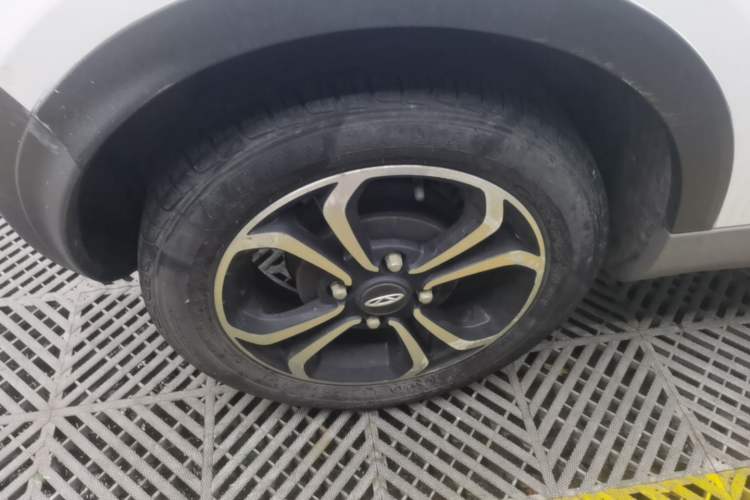 Used Chery QQ Little Ant 2021 150 000 Yuan Ant Fan Edition New Ant Xuan Version Lithium Iron Phosphate Right Rear Wheel Hub
