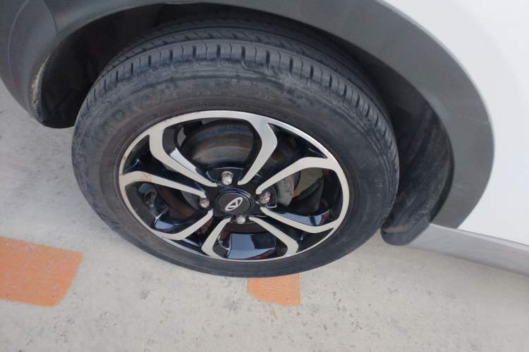Used Chery QQ Little Ant 2021 150 000 Yuan Ant Fan Edition Ant Cool Version Lithium Iron Phosphate Right Rear Wheel Hub