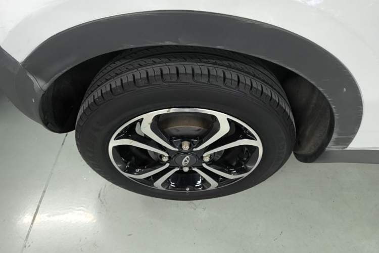 Used Chery QQ Little Ant 2021 150 000 Yuan "Ant Fan" Edition New Ant Cool Version Lithium-Ion Battery Right Rear Wheel Hub