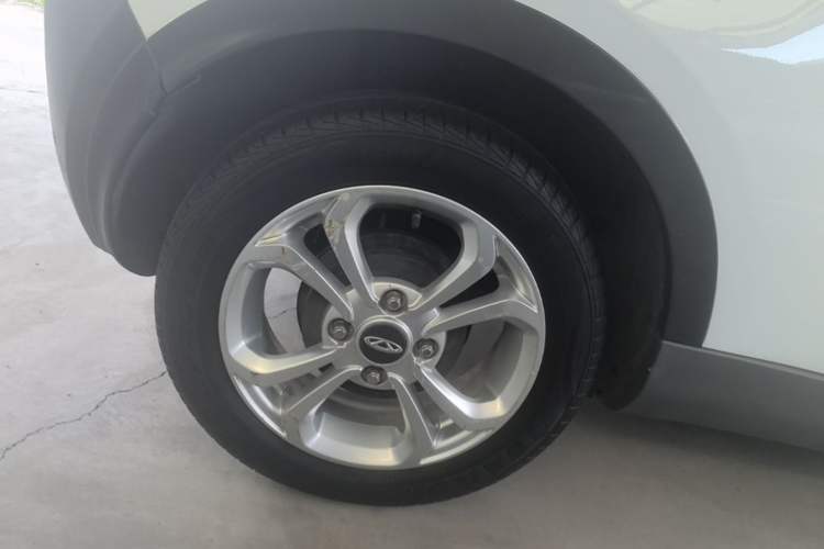 Used Chery QQ Little Ant 2021 150 000 Yuan Ant Fan Edition Ant Cool Version Lithium Iron Phosphate Right Rear Wheel Hub