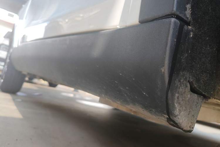 Used Chery QQ Little Ant 2021 200 000-Yuan Ant Fan Edition Talent Version NMC Battery 301 km Right Side Sill