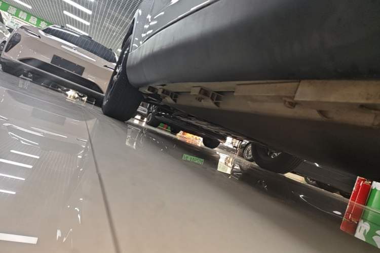 Used Chery QQ Little Ant 2021 150 000 Yuan Ant Fan Edition Ant Trend Version Lithium Iron Phosphate Right Side Sill