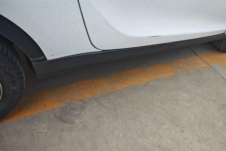 Used Chery QQ Little Ant 2021 150 000 Yuan Ant Fan Edition Ant Cool Version Lithium Iron Phosphate Right Side Sill
