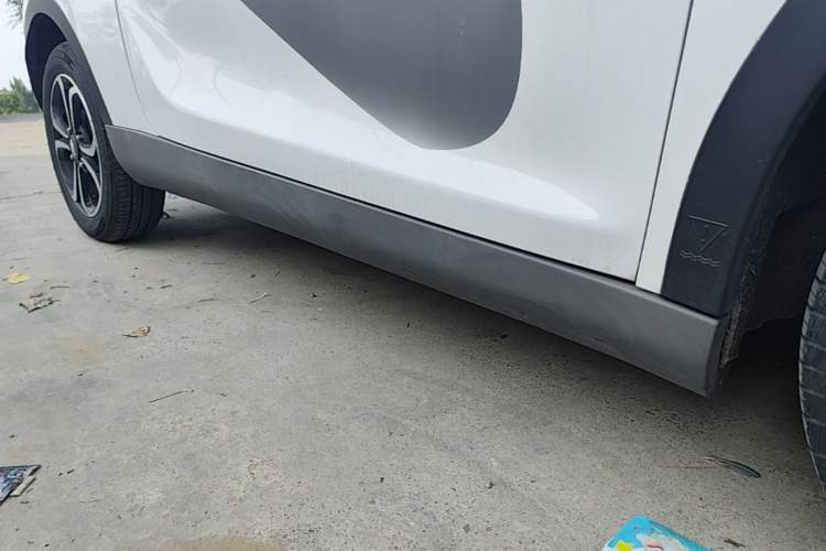 Used Chery QQ Little Ant 2021 150 000 Yuan Ant Fan Edition Ant Cool Version Lithium Iron Phosphate Right Side Sill