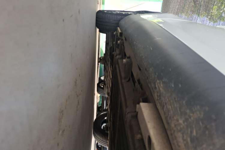 Used Chery QQ Little Ant 2021 150 000 Yuan "Ant Fan" Edition New Ant Xuan Version Lithium-NMC Battery Right Side Sill