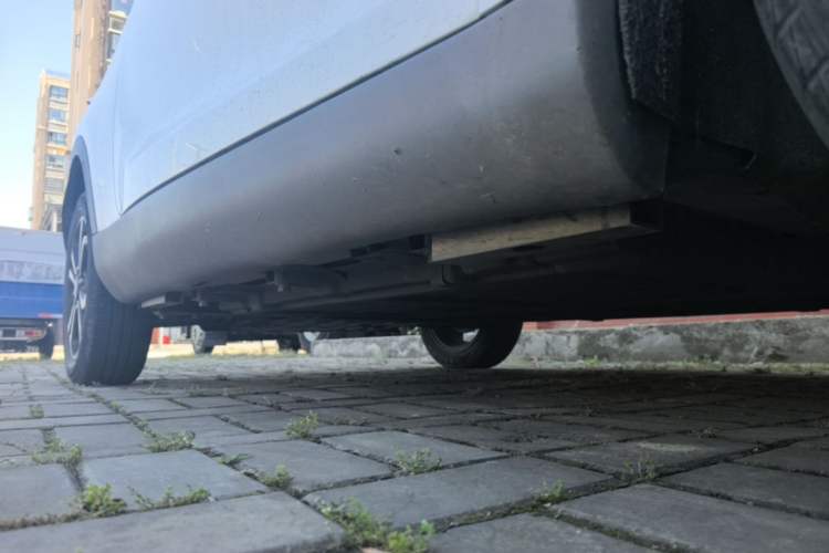 Used Chery QQ Little Ant 2021 200 000-Yuan Ant Fan Edition Energized Version Lithium Iron Phosphate 301 km Right Side Sill