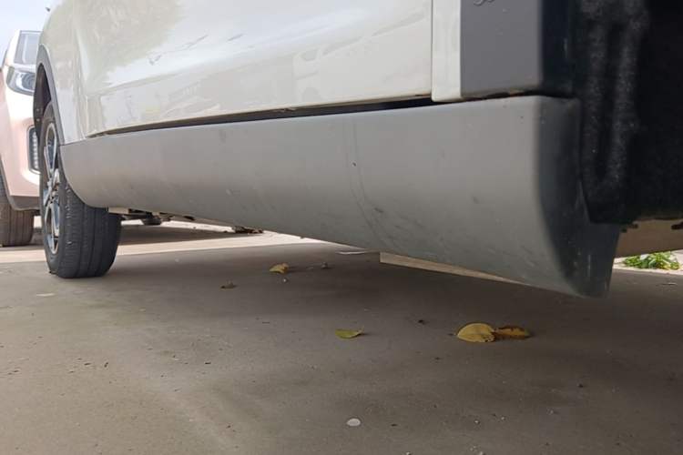 Used Chery QQ Little Ant 2021 200 000-Yuan Ant Fan Edition Energized Version Lithium Iron Phosphate 301 km Right Side Sill