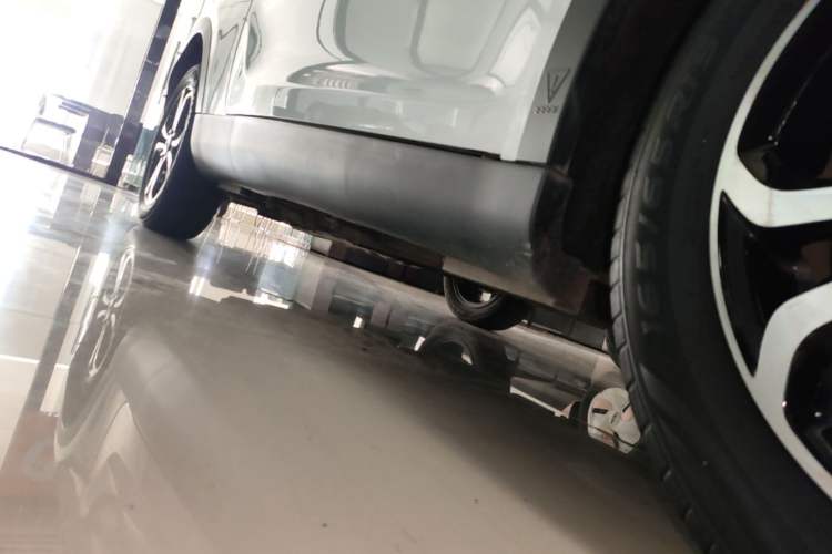 Used Chery QQ Little Ant 2021 200 000-Yuan Ant Fan Edition Talent Version NMC Battery 301 km Right Side Sill