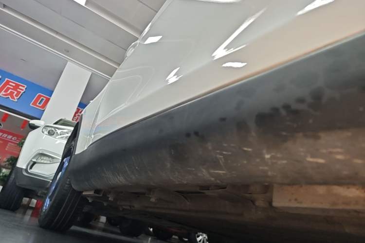 Used Chery QQ Little Ant 2021 200 000-Yuan Ant Fan Edition Energized Version Lithium Iron Phosphate 301 km Right Side Sill