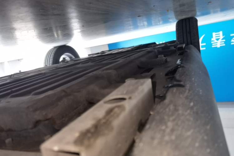 Used Chery QQ Little Ant 2021 150 000 Yuan Ant Fan Edition Ant Trend Version Lithium-Ion Battery Right Side Sill