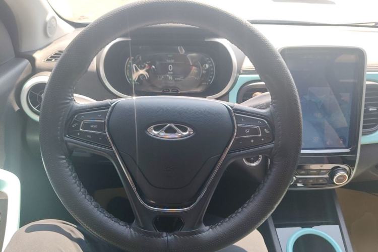 Used Chery QQ Little Ant 2021 200 000-Yuan Ant Fan Edition Talent Version NMC Battery 301 km Steering Wheel