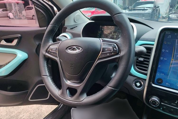 Used Chery QQ Little Ant 2021 200 000-Yuan Ant Fan Edition Talent Version NMC Battery 301 km Steering Wheel