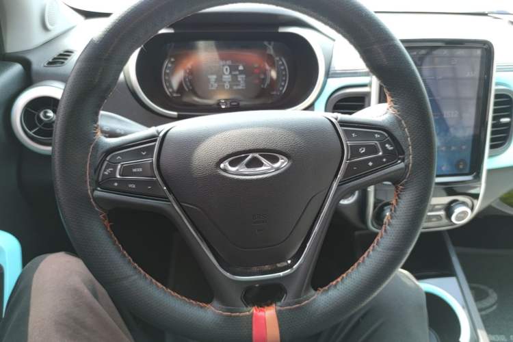 Used Chery QQ Little Ant 2021 200 000-Yuan Ant Fan Edition Oxygen Version Lithium Iron Phosphate 301 km Steering Wheel