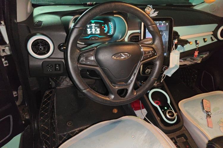 Used Chery QQ Little Ant 2021 150 000 Yuan Ant Fan Edition New Ant Cool Version Lithium Iron Phosphate Steering Wheel