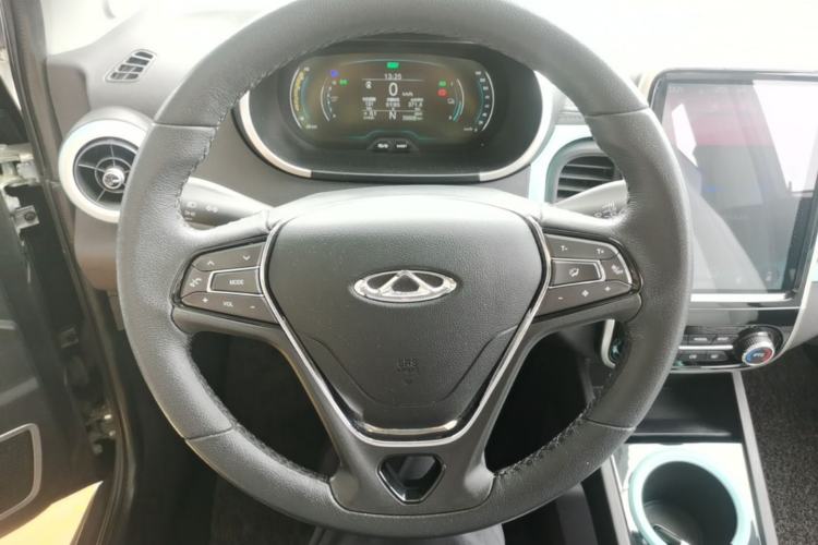 Used Chery QQ Little Ant 2021 200 000-Yuan Ant Fan Edition Talent Version Lithium Iron Phosphate 301 km Steering Wheel