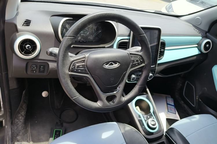 Used Chery QQ Little Ant 2021 150 000 Yuan Ant Fan Edition Ant Trend Version Lithium-Ion Battery Steering Wheel