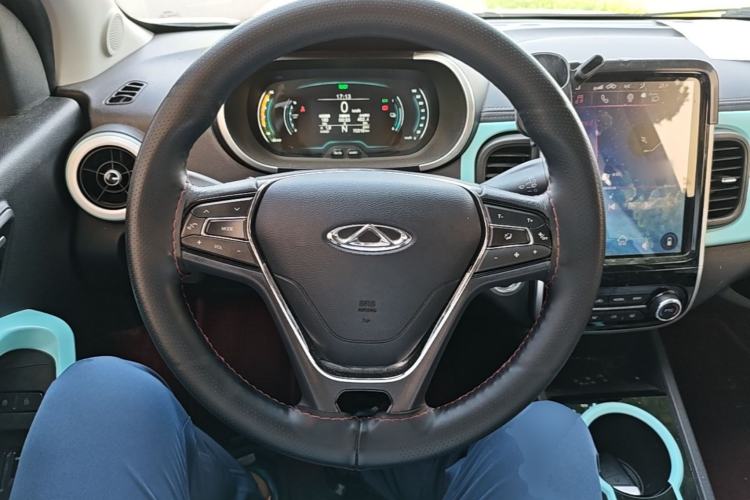 Used Chery QQ Little Ant 2021 200 000-Yuan Ant Fan Edition Talent Version NMC Battery 301 km Steering Wheel