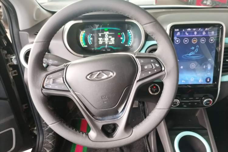 Used Chery QQ Little Ant 2021 150 000 Yuan Ant Fan Edition Ant Cool Version Lithium Iron Phosphate Steering Wheel