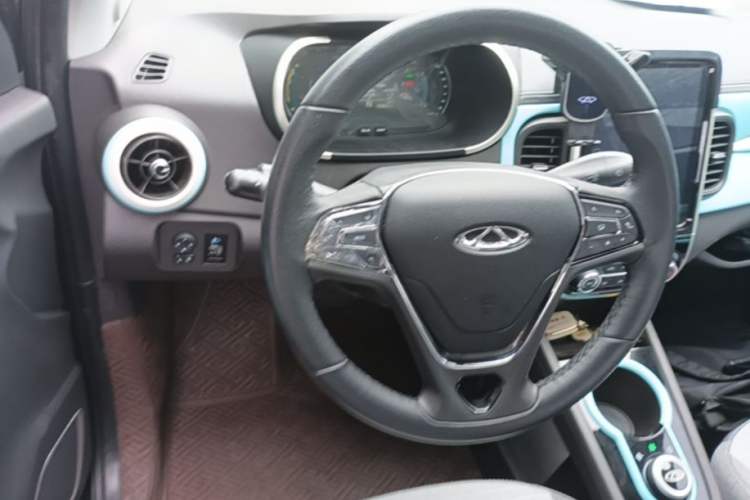 Used Chery QQ Little Ant 2021 150 000 Yuan "Ant Fan" Edition New Ant Xuan Version Lithium-NMC Battery Steering Wheel