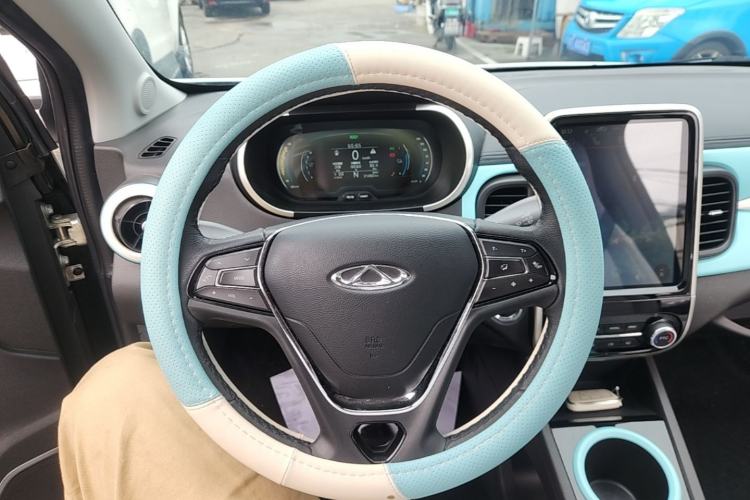 Used Chery QQ Little Ant 2021 200 000-Yuan Ant Fan Edition Talent Version NMC Battery 301 km Steering Wheel