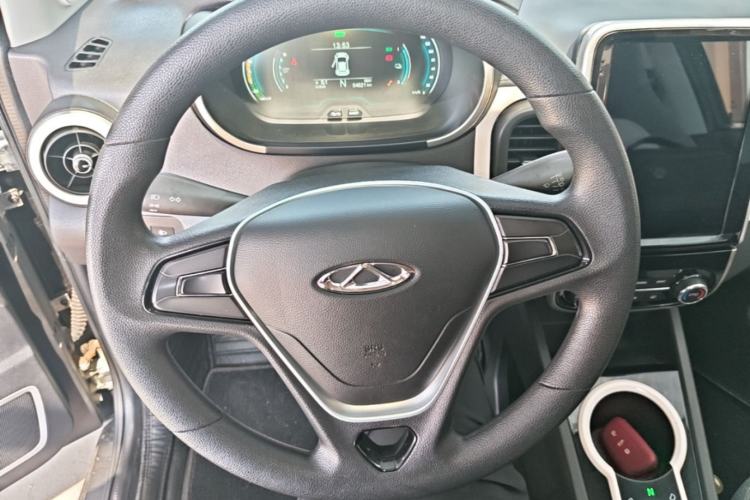 Used Chery QQ Little Ant 2021 200 000-Yuan Ant Fan Edition Energetic Version NMC Lithium Battery 301 km Steering Wheel