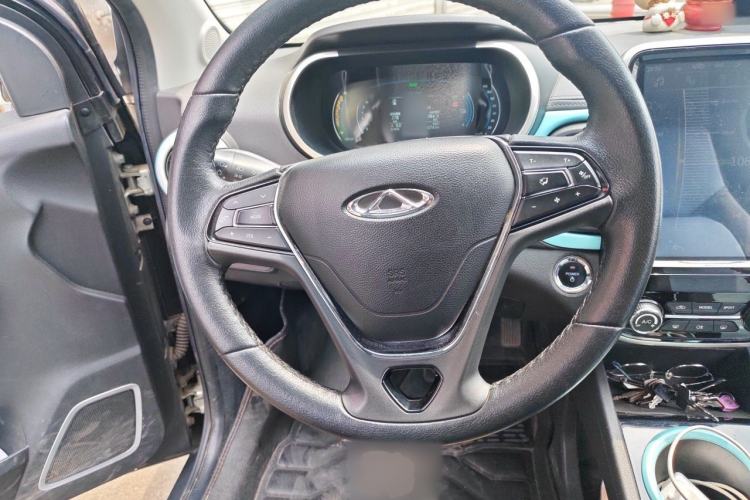 Used Chery QQ Little Ant 2021 150 000 Yuan Ant Fan Edition Ant Trend Version Lithium Iron Phosphate Steering Wheel