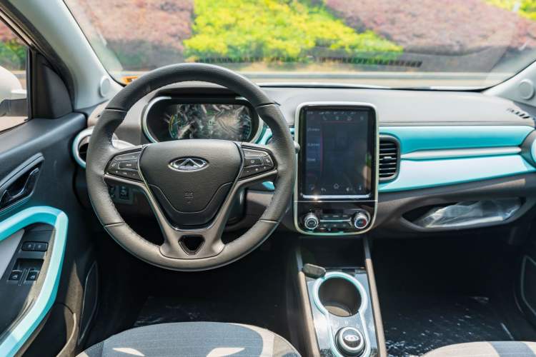 Used Chery QQ Little Ant 2021 150 000 Yuan Ant Fan Edition New Ant Cool Version Lithium Iron Phosphate Steering Wheel