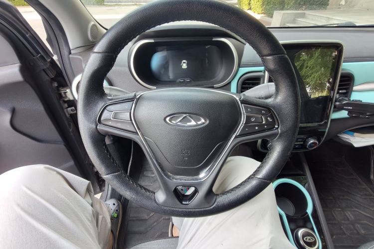 Used Chery QQ Little Ant 2021 150 000 Yuan Ant Fan Edition Ant Cool Version Lithium Iron Phosphate Steering Wheel