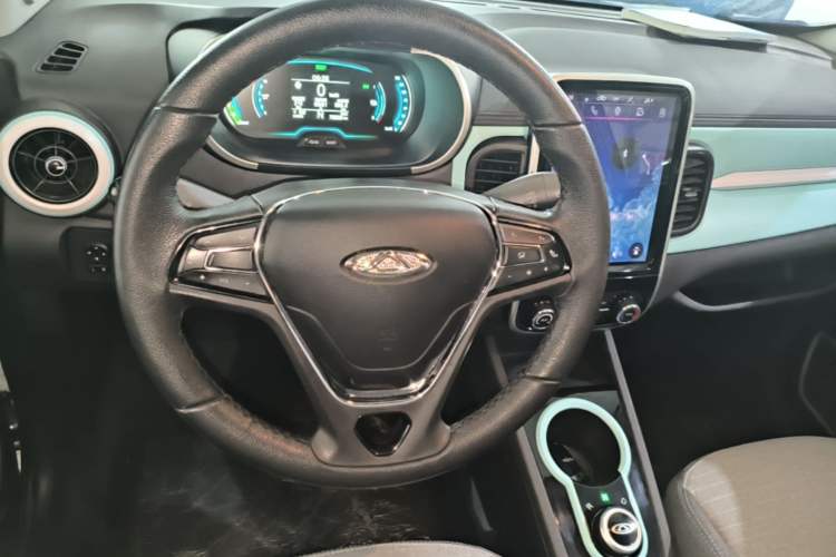 Used Chery QQ Little Ant 2021 150 000 Yuan Ant Fan Edition Ant Cool Version Lithium Iron Phosphate Steering Wheel