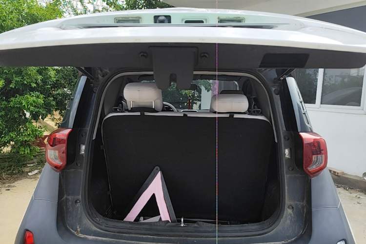 Used Chery QQ Little Ant 2021 200 000-Yuan Ant Fan Edition Talent Version NMC Battery 301 km Trunk