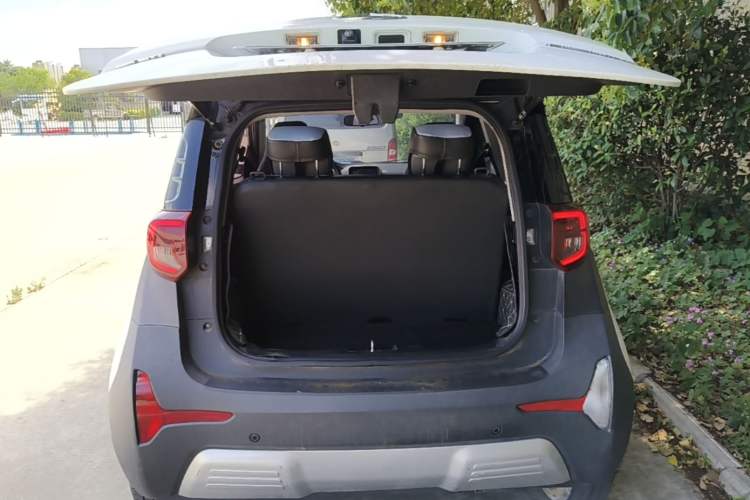Used Chery QQ Little Ant 2021 150 000 Yuan Ant Fan Edition Ant Stylish Version Lithium Iron Phosphate Trunk