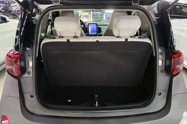 Used Chery QQ Little Ant 2021 150 000 Yuan Ant Fan Edition New Ant Cool Version Lithium Iron Phosphate Trunk