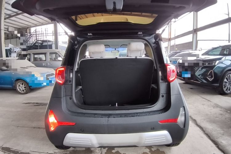 Used Chery QQ Little Ant 2021 200 000-Yuan Ant Fan Edition Talent Version Lithium Iron Phosphate 301 km Trunk