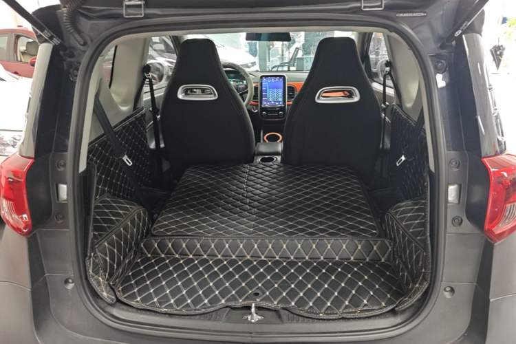 Used Chery QQ Little Ant 2021 200 000-Yuan Ant Fan Edition Energized Version Lithium Iron Phosphate 301 km Trunk