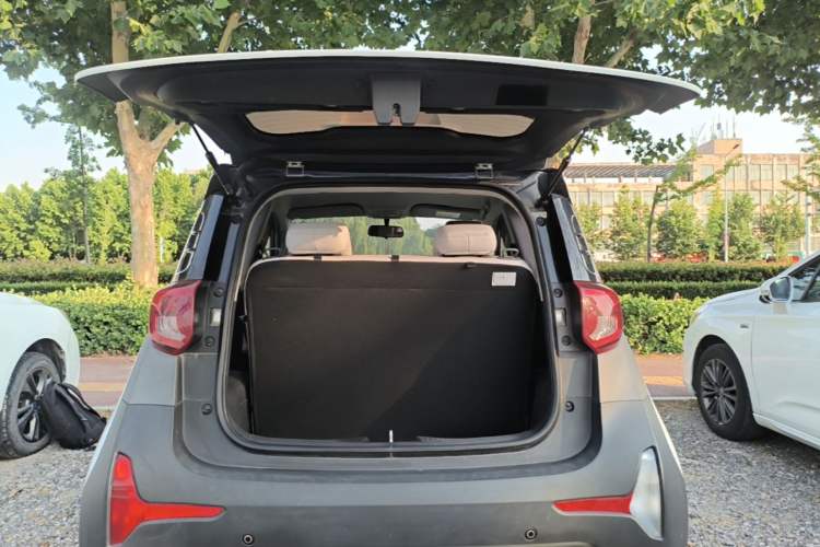 Used Chery QQ Little Ant 2021 200 000-Yuan Ant Fan Edition Talent Version NMC Battery 301 km Trunk