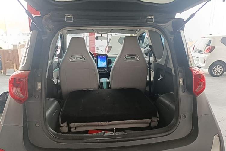 Used Chery QQ Little Ant 2021 200 000-Yuan Ant Fan Edition Talent Version NMC Battery 301 km Trunk