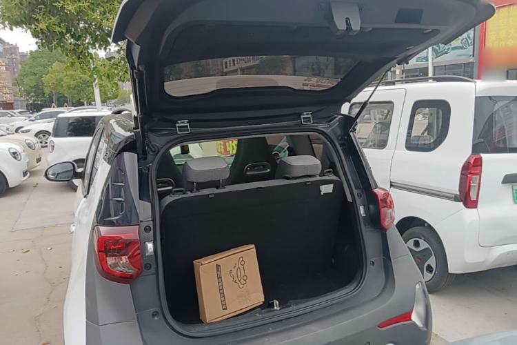 Used Chery QQ Little Ant 2021 150 000 Yuan Ant Fan Edition Ant Stylish Version Lithium-Ion Battery Trunk