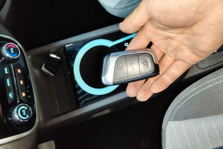 Used Chery QQ Little Ant 2021 150 000 Yuan Ant Fan Edition Ant Stylish Version Lithium Iron Phosphate Vehicle Key