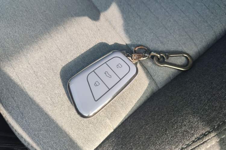 Used Chery QQ Little Ant 2021 150 000 Yuan Ant Fan Edition Ant Trend Version Lithium Iron Phosphate Vehicle Key