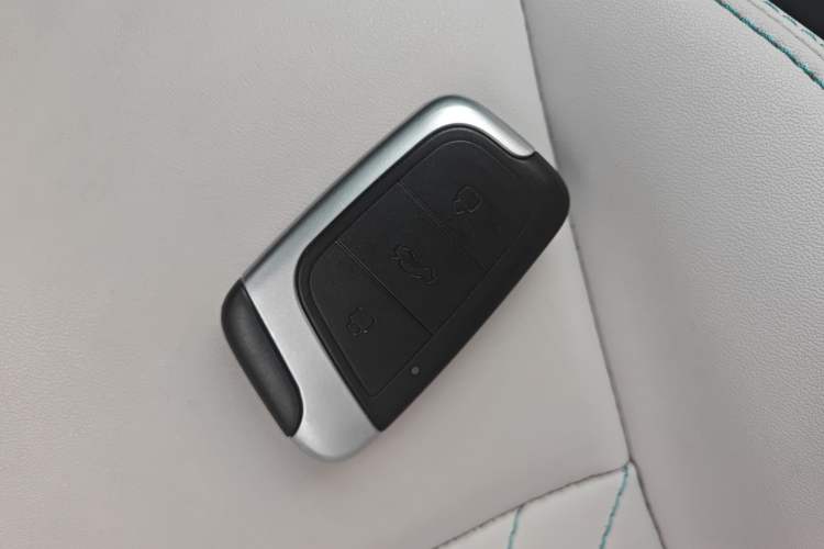 Used Chery QQ Little Ant 2021 150 000 Yuan Ant Fan Edition New Ant Xuan Version Lithium Iron Phosphate Vehicle Key