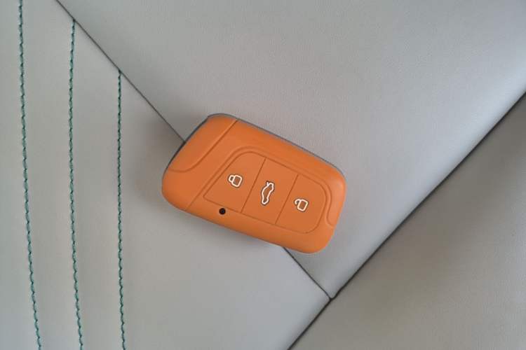 Used Chery QQ Little Ant 2021 200 000-Yuan Ant Fan Edition Talent Version NMC Battery 301 km Vehicle Key