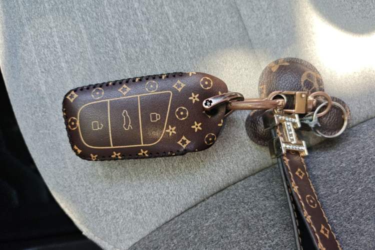 Used Chery QQ Little Ant 2021 150 000 Yuan Ant Fan Edition Ant Cool Version Lithium Iron Phosphate Vehicle Key