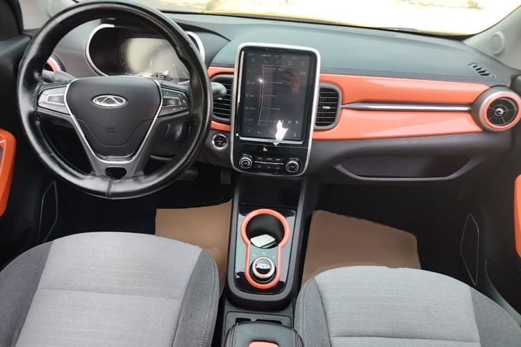Used Chery QQ Little Ant 2021 150 000 Yuan Ant Fan Edition New Ant Cool Version Lithium Iron Phosphate Center Console