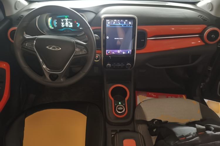 Used Chery QQ Little Ant 2021 Revised Version 150 000 Yuan Ant Fan Edition New Ant Luxe Version Lithium Iron Phosphate Center Console