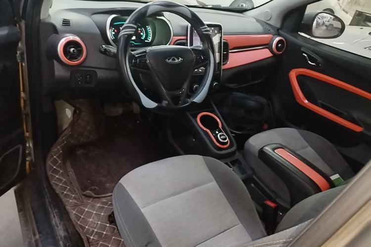 Used Chery QQ Little Ant 2021 150 000 Yuan "Ant Fan" Edition New Ant Xuan Version Lithium-NMC Battery Center Console