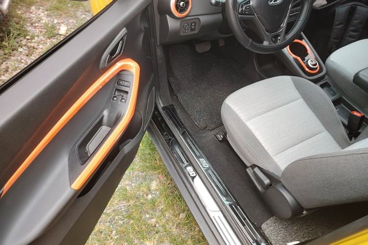 Used Chery QQ Little Ant 2021 150 000 Yuan Ant Fan Edition Ant Stylish Version Lithium Iron Phosphate Driver Seat