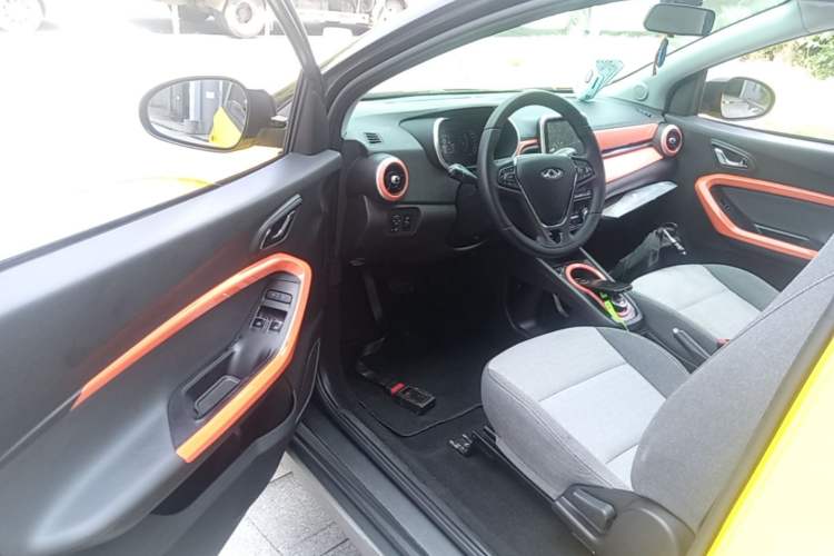 Used Chery QQ Little Ant 2021 150 000 Yuan Ant Fan Edition Ant Cool Version Lithium Iron Phosphate Driver Seat