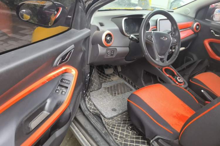 Used Chery QQ Little Ant 2021 150 000 Yuan Ant Fan Edition Ant Trend Version Lithium Iron Phosphate Driver Seat