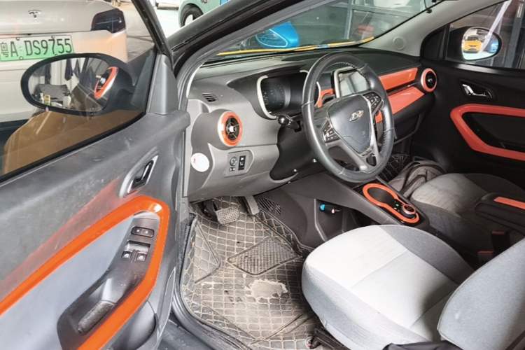 Used Chery QQ Little Ant 2021 150 000 Yuan Ant Fan Edition New Ant Cool Version Lithium Iron Phosphate Driver Seat