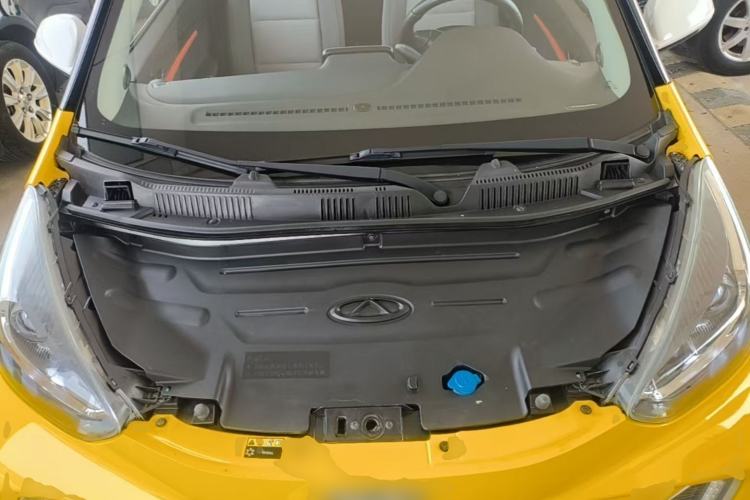 Used Chery QQ Little Ant 2021 150 000 Yuan Ant Fan Edition Ant Stylish Version Lithium Iron Phosphate Engine Bay